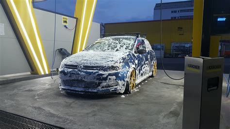 polo cleaning.